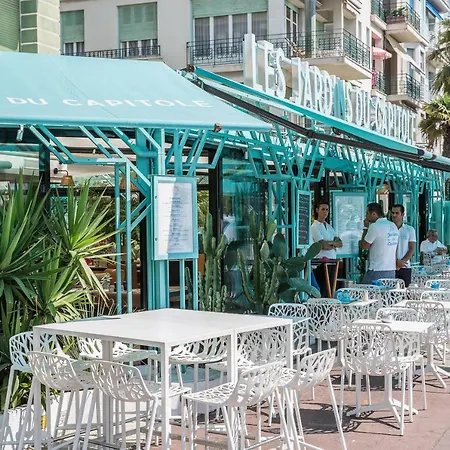 Le Tresor De Promenade-nice: Seafront 2 Bed Luxury Apartment. Balcony; Ac