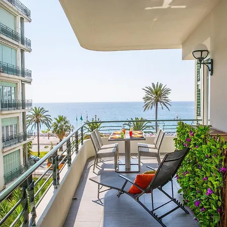 Le Tresor De Promenade-nice: Seafront 2 Bed Luxury Apartment. Balcony; Ac 公寓 *